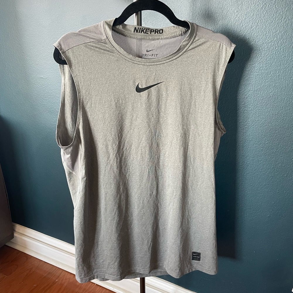 Nike Pro Tank